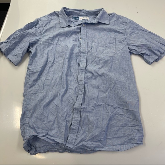 Old Navy Other - Men’s short sleeve shirt size XL Old Navy